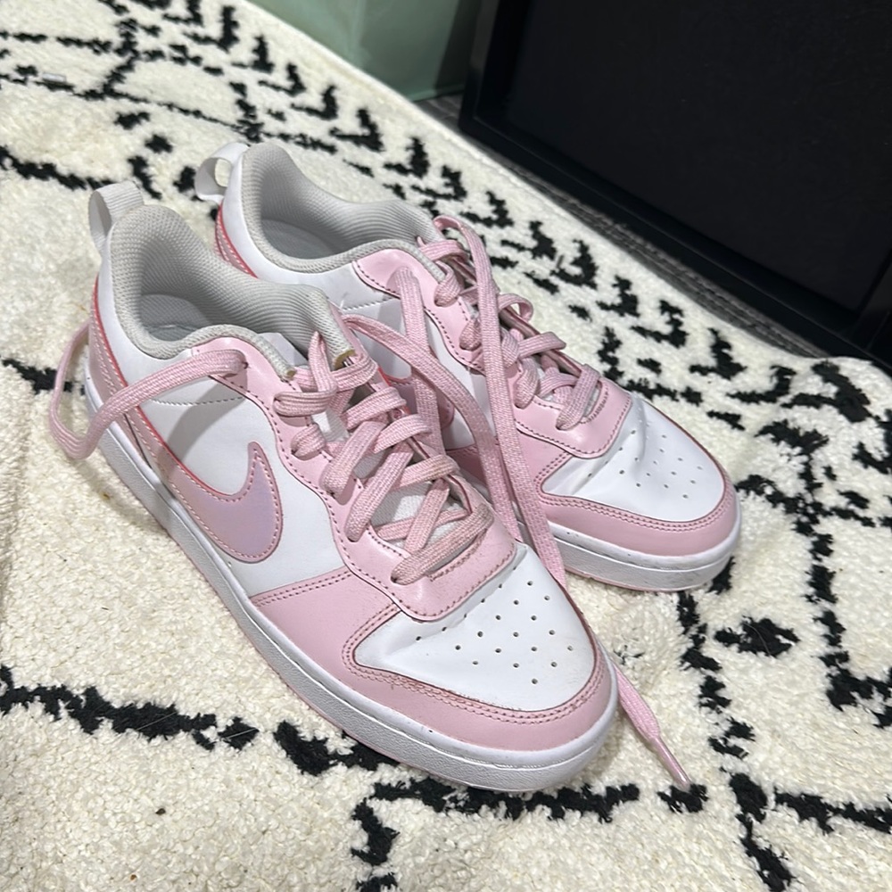 Pink Nike dunks